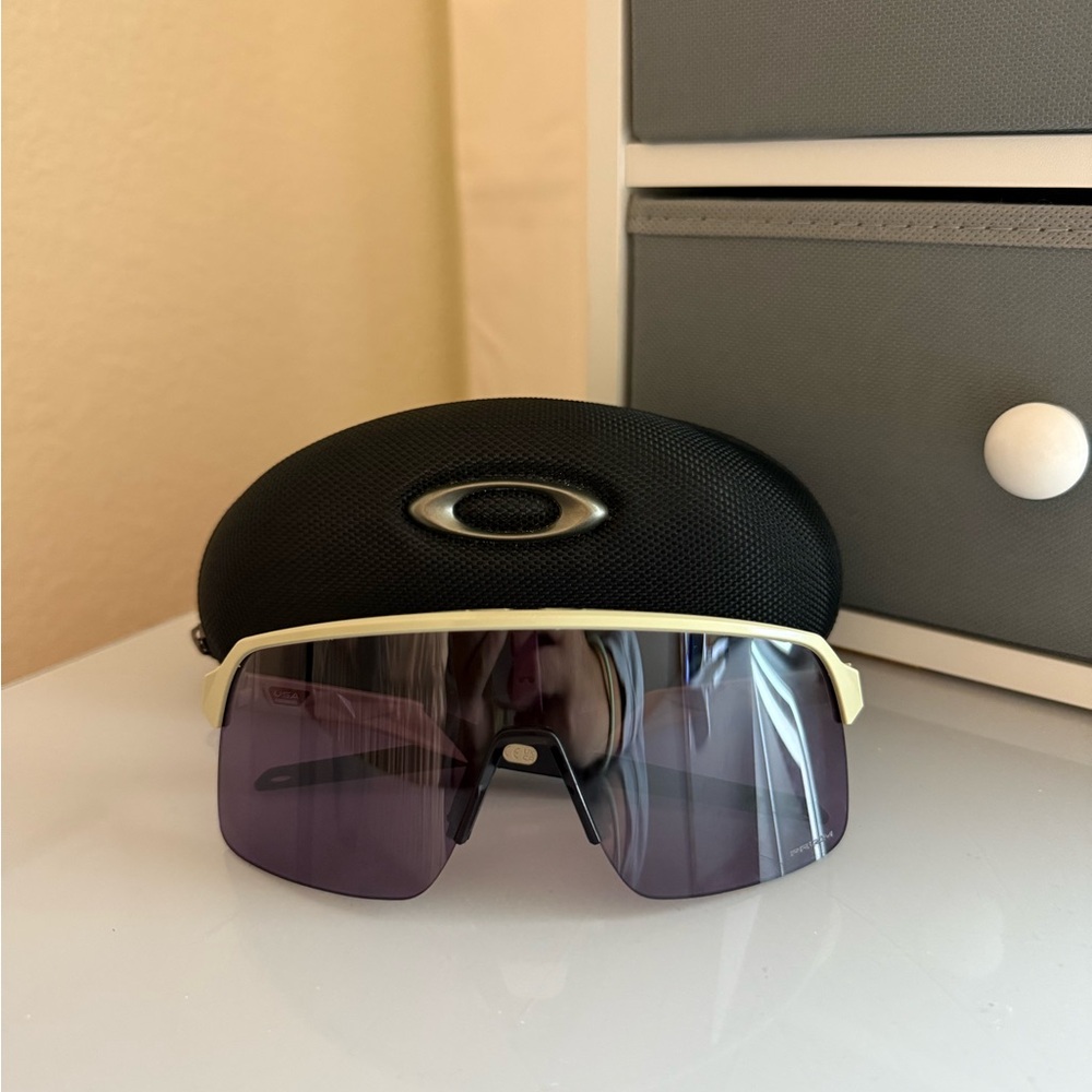 Oakley- Sutro Lite Prizm Road Black Lenses with Matte Sand Frame